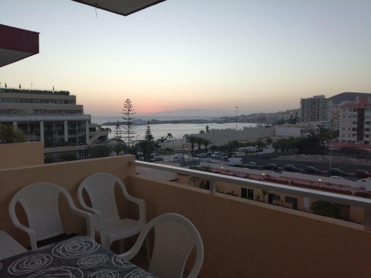 Newly Renovated Vistas Muelle De Los Cristianos Pier View Free Wifi Arona  Exterior foto